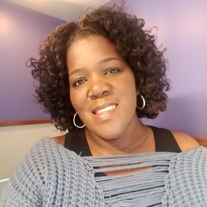 Meet your Posher, Denene